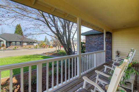 414 Tamara Way, Windsor, CA 95492 photo 3