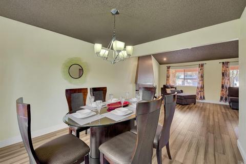 136 Royal Ct, Vallejo, CA 94591 photo 21