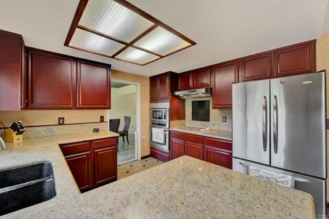136 Royal Ct, Vallejo, CA 94591 photo 30