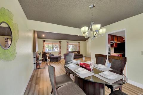136 Royal Ct, Vallejo, CA 94591 photo 20
