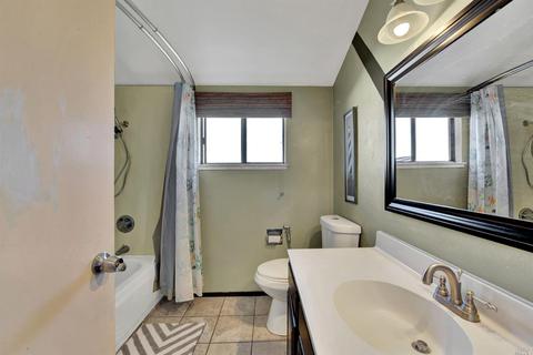 136 Royal Ct, Vallejo, CA 94591 photo 40