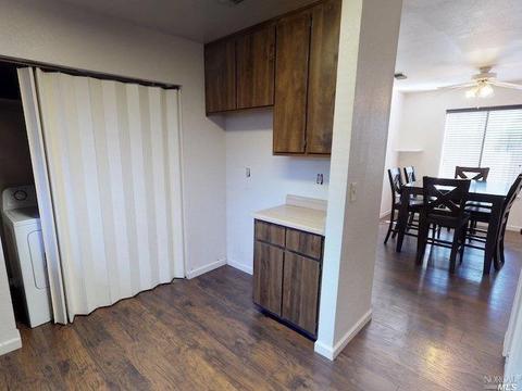1007 Hemenway St, Winters, CA 95694 photo 8