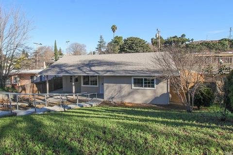 1444 Magazine St, Vallejo, CA 94591 photo 2