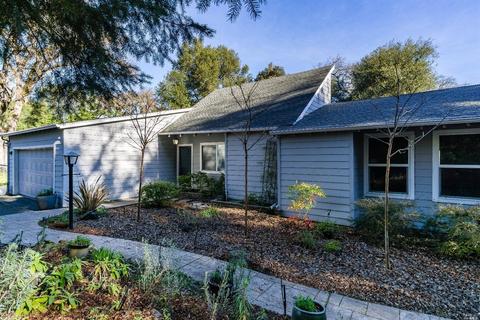 1220 Riverside Dr, Ukiah, CA 95482 photo 1