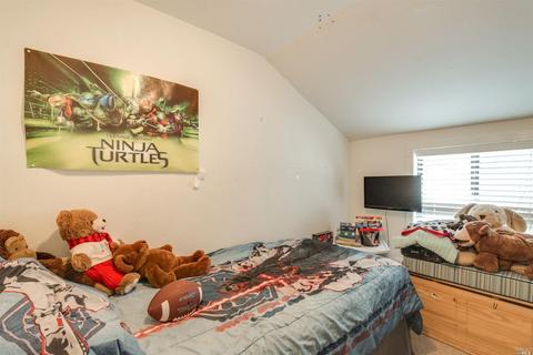 Undisclosed, Petaluma, CA 94952 photo 33