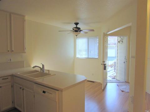 10 Meadowbrook Ct, Cotati, CA 94931 photo 6
