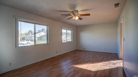 1019 Tanager Ln, Fairfield, CA 94533 photo 8