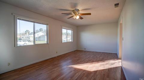 1019 Tanager Ln, Fairfield, CA 94533 photo 3