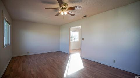 1019 Tanager Ln, Fairfield, CA 94533 photo 4