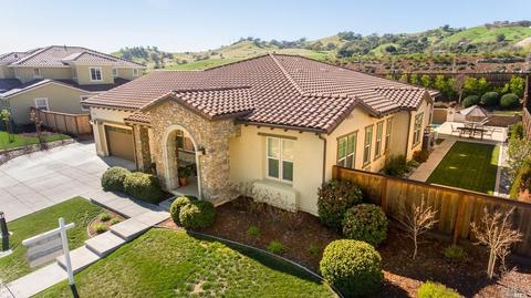 848 Elderberry Loop, Vacaville, CA 95688 photo 1