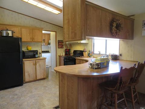 7830 Lakeside Dr, Ukiah, CA 95482 photo 4