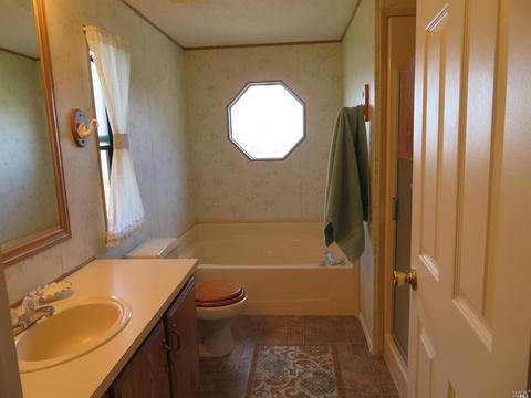 7830 Lakeside Dr, Ukiah, CA 95482 photo 13