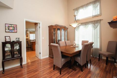 1310 Ferrero Dr, Dixon, CA 95620 photo 3