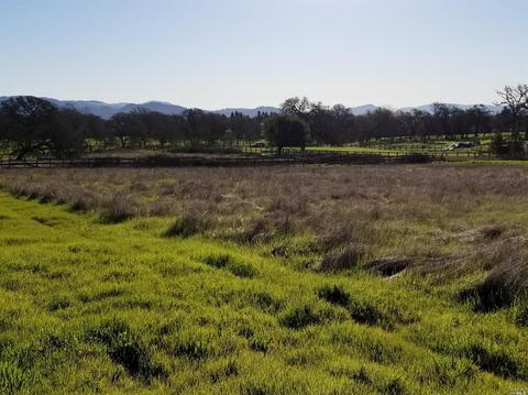 9900 Old Camp Ln, Windsor, CA 95492 photo 5