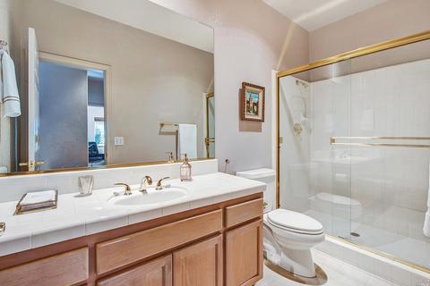 1022 Elsbree Ln, Windsor, CA 95492 photo 17