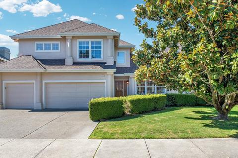 1022 Elsbree Ln, Windsor, CA 95492 photo 1