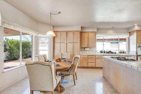 1022 Elsbree Ln, Windsor, CA 95492 photo 10