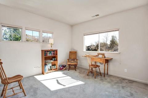 1022 Elsbree Ln, Windsor, CA 95492 photo 22