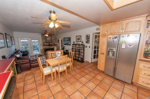 10 Barkley Ct, Vallejo, CA 94591 photo 2