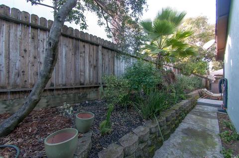 10 Barkley Ct, Vallejo, CA 94591 photo 21