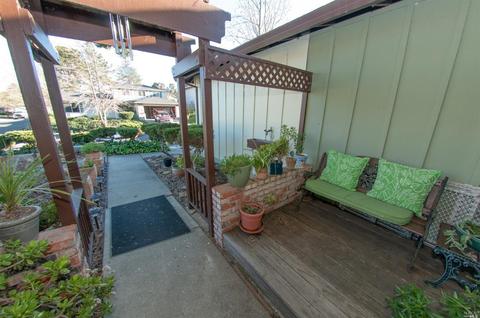 10 Barkley Ct, Vallejo, CA 94591 photo 7