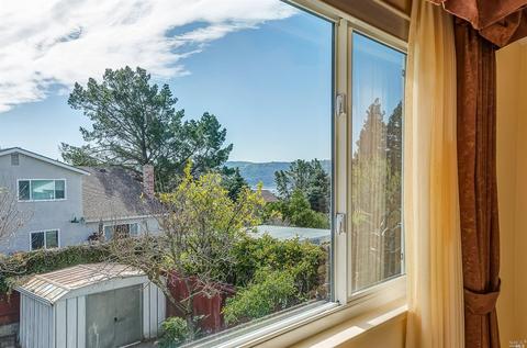 554 Lori Dr, Benicia, CA 94510 photo 19