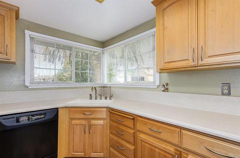 554 Lori Dr, Benicia, CA 94510 photo 11