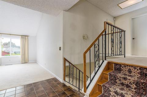 554 Lori Dr, Benicia, CA 94510 photo 7