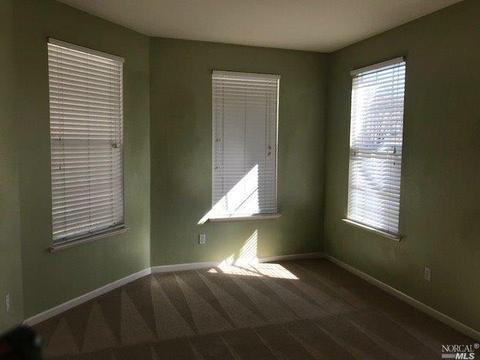 2374 White Dr, Fairfield, CA 94533 photo 3