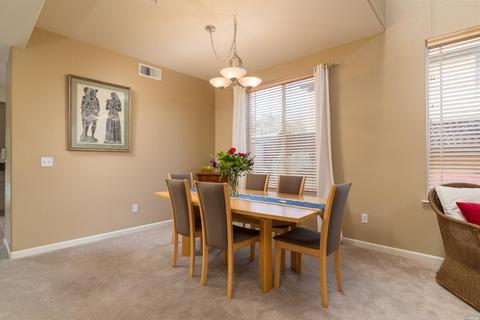 1687 Stirrup Loop, Healdsburg, CA 95448 photo 8