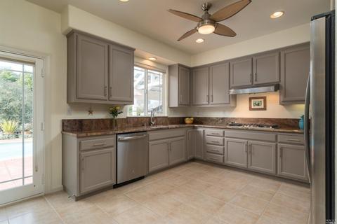 1687 Stirrup Loop, Healdsburg, CA 95448 photo 5