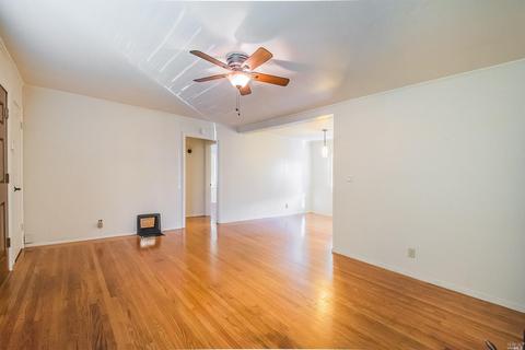 576 Jennings Ave, Vallejo, CA 94591 photo 6