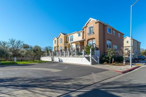 876 Lyon St, Sonoma, CA 95476 photo 2