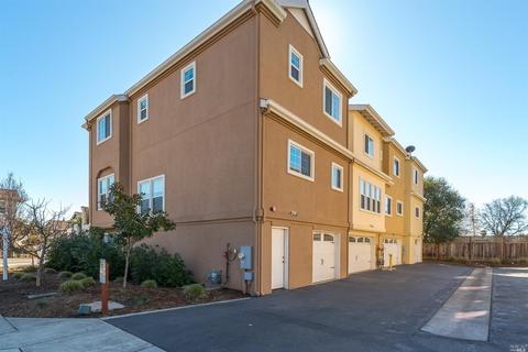 876 Lyon St, Sonoma, CA 95476 photo 3