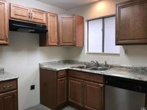 406 Coast St, Willits, CA 95490 photo 6