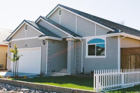 455 Riverview Dr, Ukiah, CA 95482 photo 2