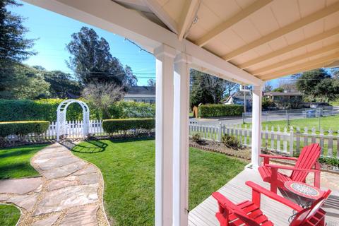 516 Cherry St, Petaluma, CA 94952 photo 3