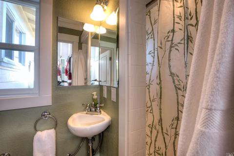 516 Cherry St, Petaluma, CA 94952 photo 25