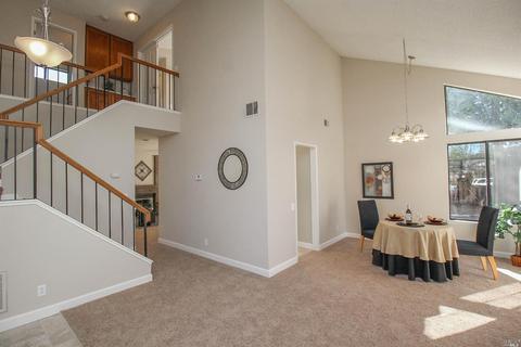 648 Hawk Dr, Vacaville, CA 95687 photo 7