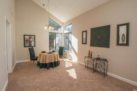 648 Hawk Dr, Vacaville, CA 95687 photo 9