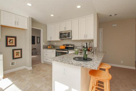 648 Hawk Dr, Vacaville, CA 95687 photo 15