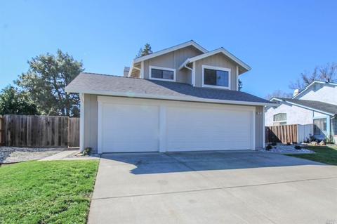 648 Hawk Dr, Vacaville, CA 95687 photo 2