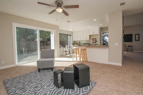 648 Hawk Dr, Vacaville, CA 95687 photo 23