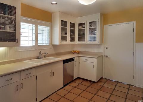 1006 Westview Dr, Napa, CA 94558 photo 5