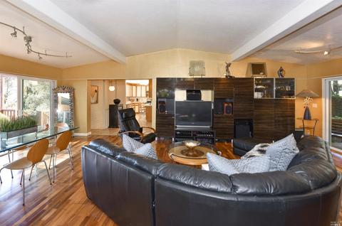 365 Montecito Blvd, Napa, CA 94559 photo 4