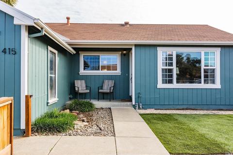 415 Temple Dr, Vacaville, CA 95687 photo 2