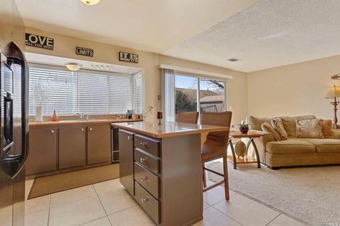 1549 Davis Ct, Fairfield, CA 94533 photo 11