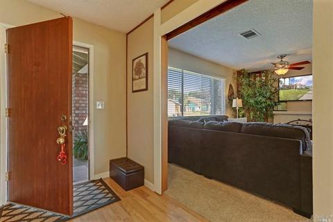 1549 Davis Ct, Fairfield, CA 94533 photo 5