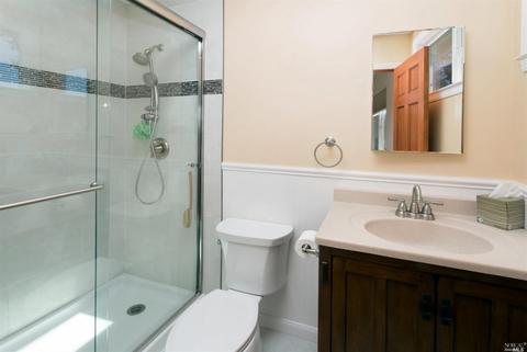 860 Daniel Dr, Petaluma, CA 94954 photo 6