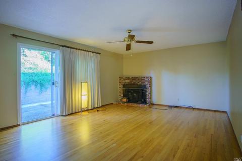 344 Rollingwood Dr, Vallejo, CA 94591 photo 8